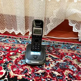 Damasny telefon