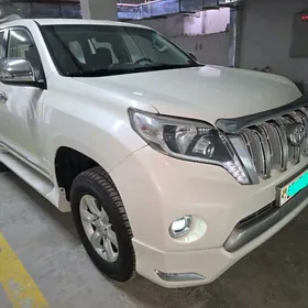 Toyota Land Cruiser Prado 2011