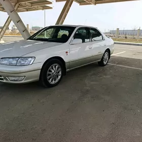 Toyota Camry 2000