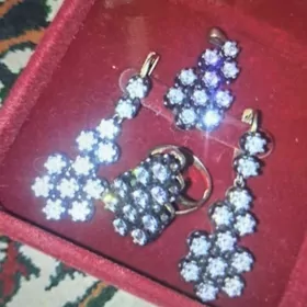 kumus gyzyl caylan komplekt