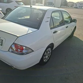 Mitsubishi Lancer 2011