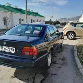 BMW E39 1998