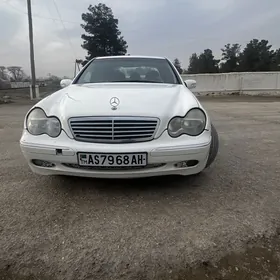 Mercedes-Benz C-Class 2003