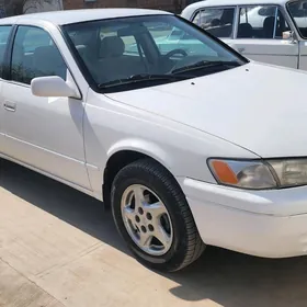 Toyota Camry 1999