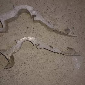 Volvo kirlo takylýan alumini