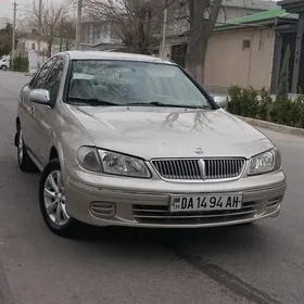 Nissan Sunny 2003