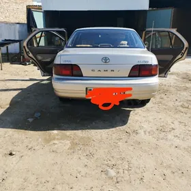 Toyota Camry 1995