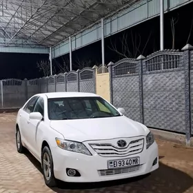 Toyota Camry 2010