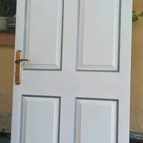 дверь межкомнатная