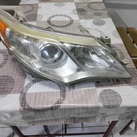 палта Камри фара