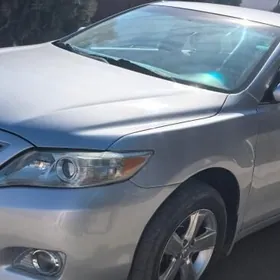 Toyota Camry 2011