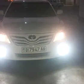 Toyota Camry 2011