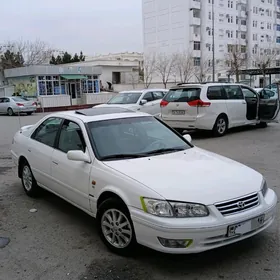 Toyota Camry 2000