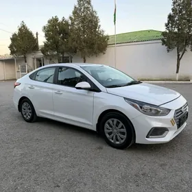 Hyundai Accent 2021