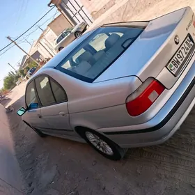 BMW 528 2000