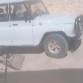 UAZ 469 2002