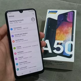 SAMSUNG  A50