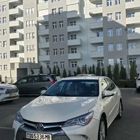 Toyota Camry 2015