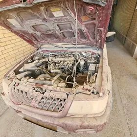 Mitsubishi Montero Sport 2000