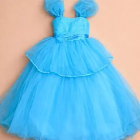 fata geýlen gyz çaga