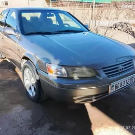 Toyota Camry 1998
