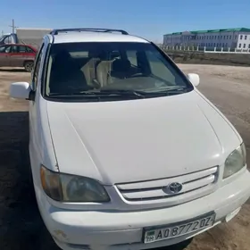 Toyota Sienna 2002