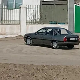 Opel Vectra 1990