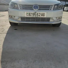 Volkswagen Passat 2011