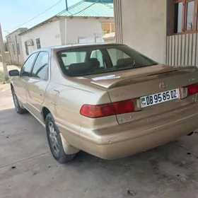Toyota Camry 2001