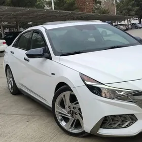 Hyundai Elantra 2021