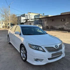 Toyota Camry 2011