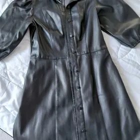 кожаное платье Н&М