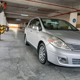 Nissan Versa 2010
