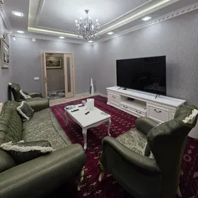 Satlyk Gowdan W 1etaž 2kom