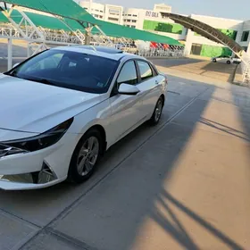 Hyundai Elantra 2021