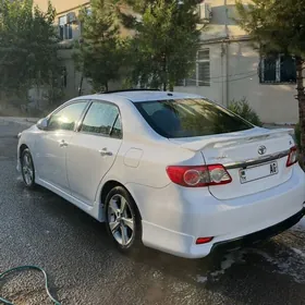 Toyota Corolla 2013