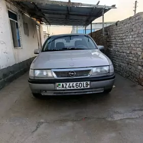 Opel Vectra 1990