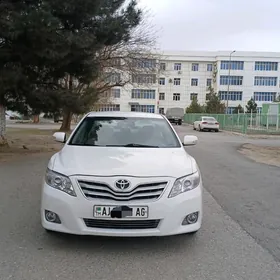 Toyota Camry 2011