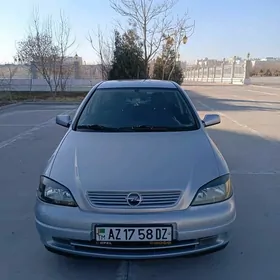 Opel Astra 2022