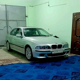 BMW E39 1998