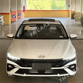 Hyundai Elantra 2025