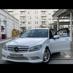 Mercedes-Benz C350 2009