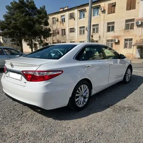 Toyota Camry 2016