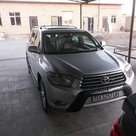 Toyota Highlander 2010