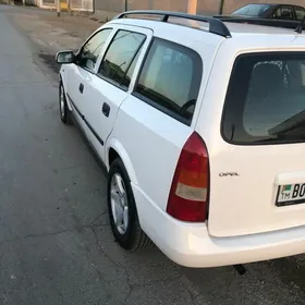 Opel Astra 2000