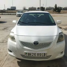 Toyota Yaris 2010