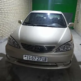 Toyota Camry 2005