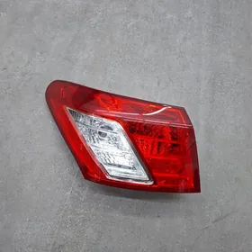 Leksus Es-350 yzky çyra morda