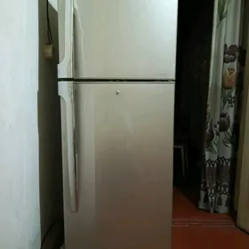 Холодильник TOSHIBA