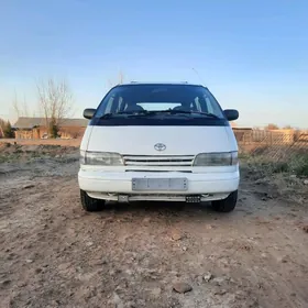 Toyota Previa 1993